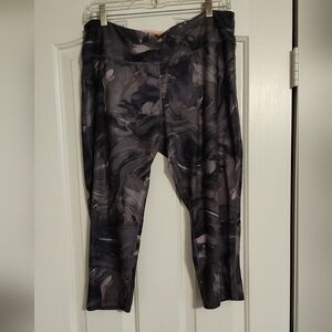 Marika Sport grey capri. Size X-Large 16-18.